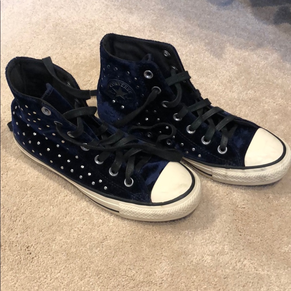 Navy blue velvet studded converse